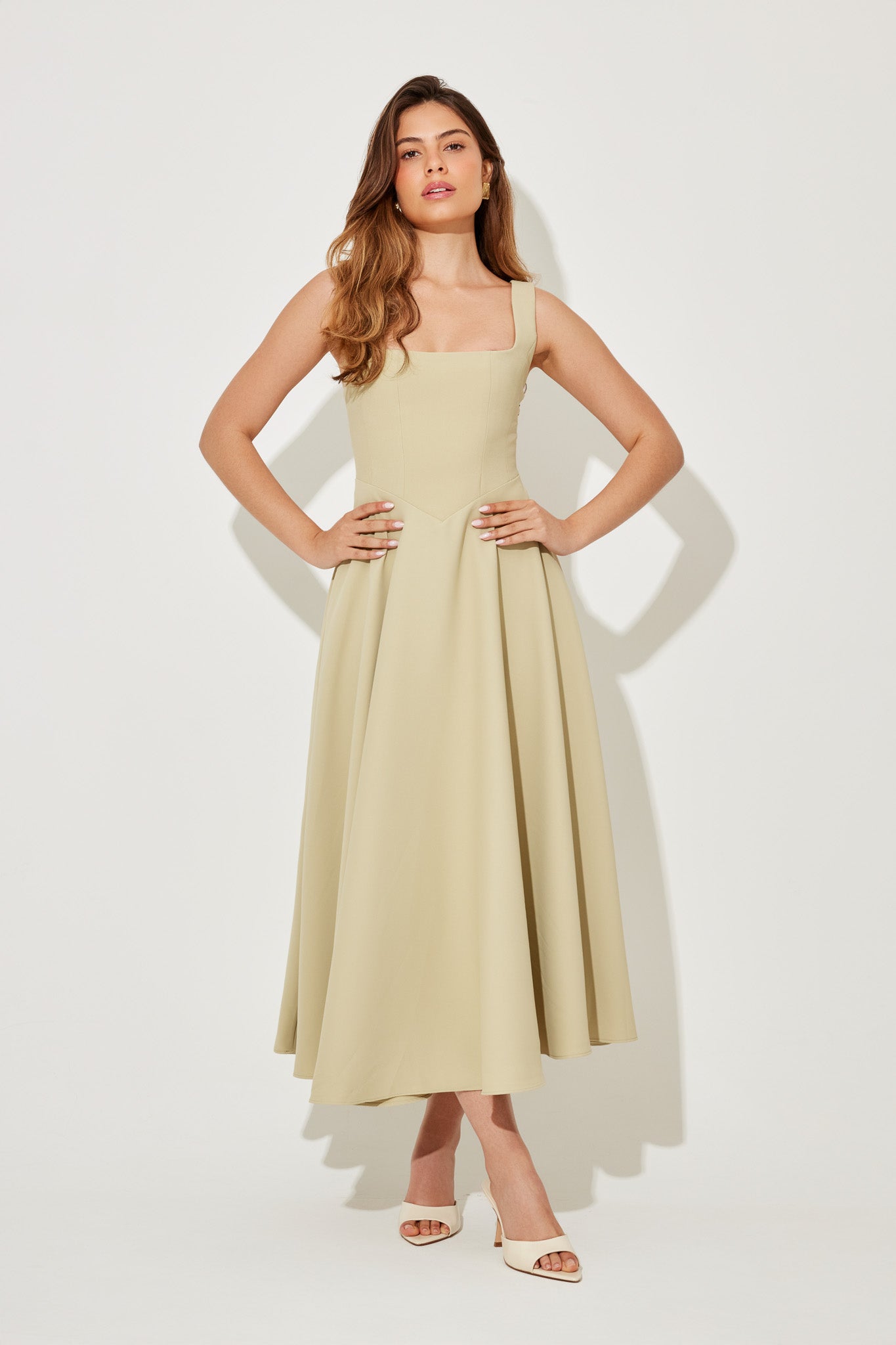Milena™ – Minimalistisk eleganse i en tidløs kjole