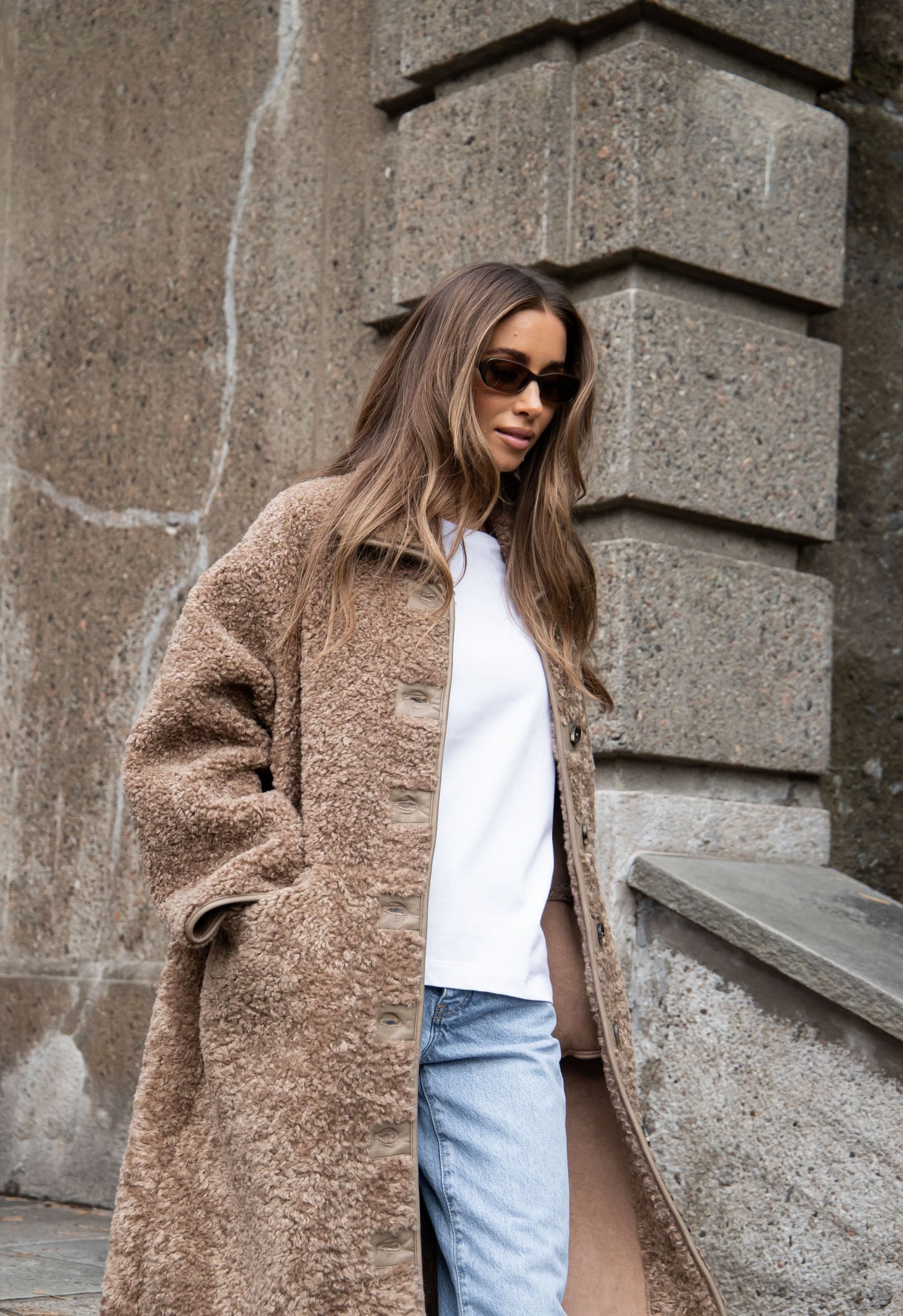 Ingrid Fuskepelsfrakk – Camel