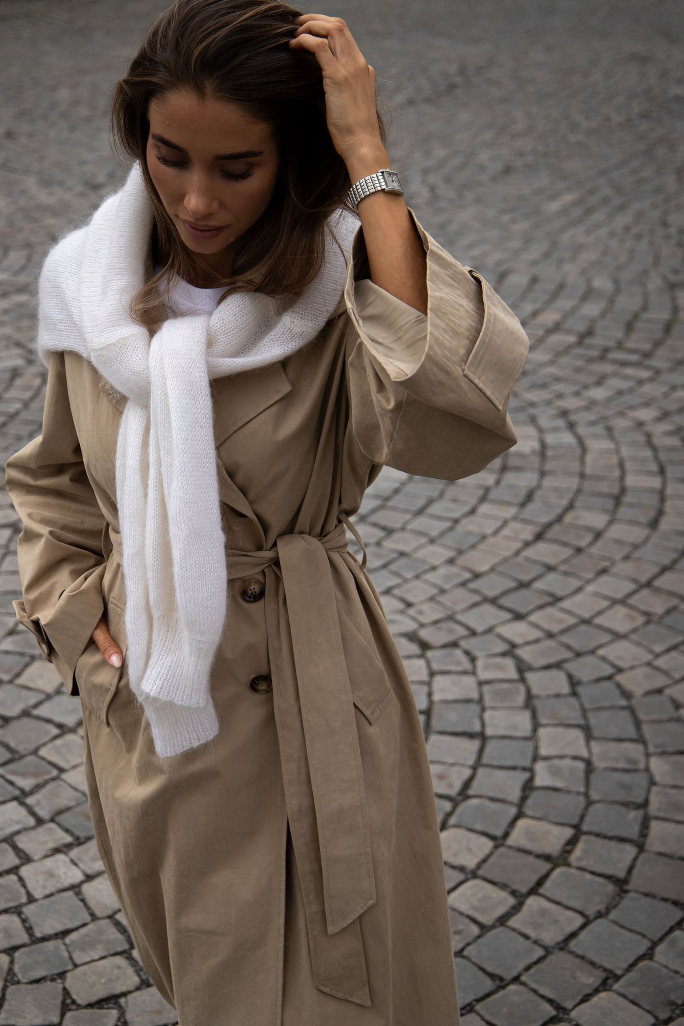 Anastasia Trenchcoat – Beige
