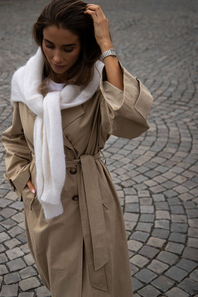 Anastasia Trenchcoat – Beige