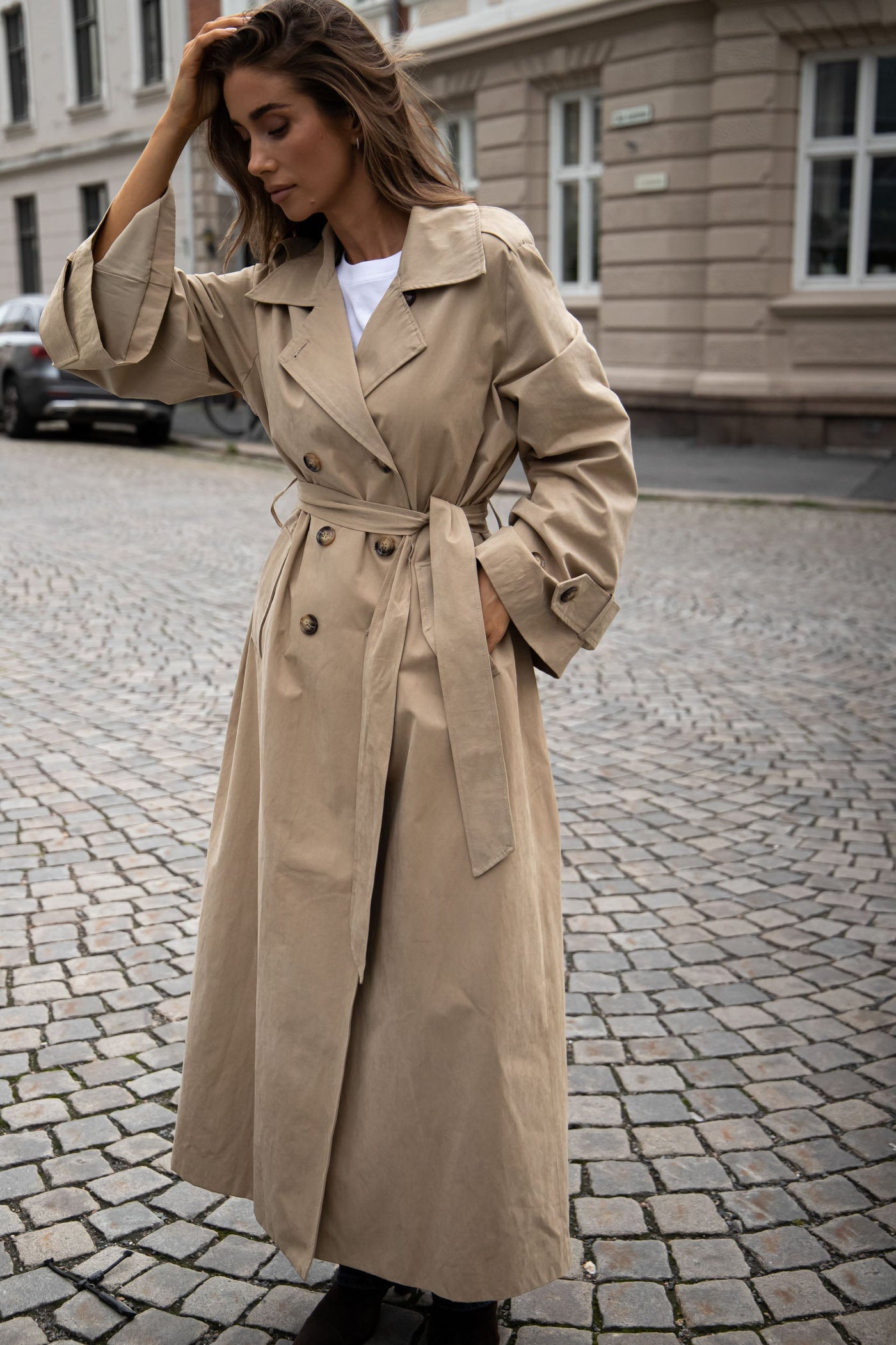 Anastasia Trenchcoat – Beige