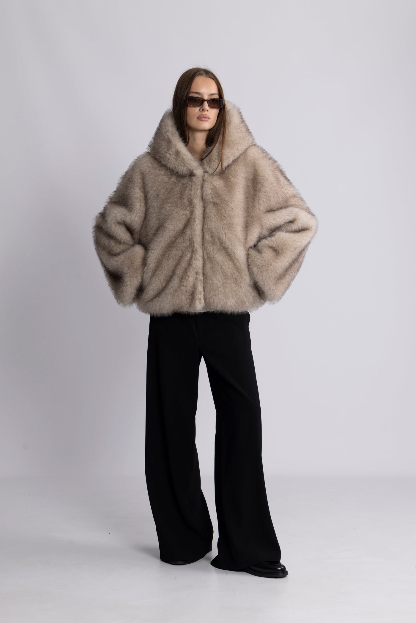 Astrid Fuskepelsjakke – Beige